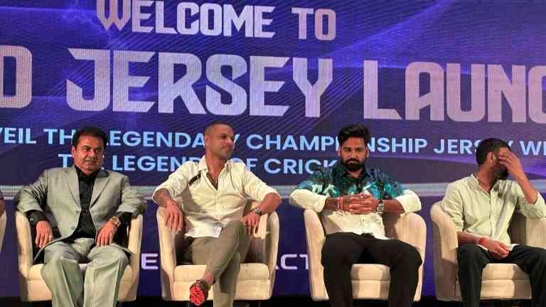 ICL Cricket News : '"क्रिकेट के महारथियों की वापसी का बिगुल, शिखर धवन ने किया इंटरकॉन्टिनेंटल लीजेंड्स चैंपियनशिप की रंग-बिरंगी जर्सियों का अनावरण, ग्रेटर नोएडा में 27 मई से शुरू होगी दिग्गजों की जंग" 3 JPEG 20250430 192818 6331858688984321322 converted