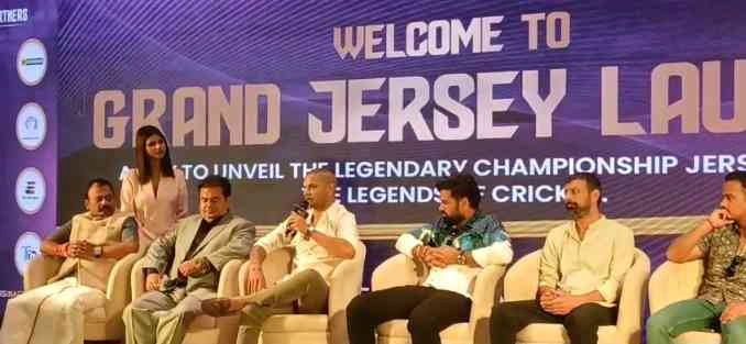 ICL Cricket News : '"क्रिकेट के महारथियों की वापसी का बिगुल, शिखर धवन ने किया इंटरकॉन्टिनेंटल लीजेंड्स चैंपियनशिप की रंग-बिरंगी जर्सियों का अनावरण, ग्रेटर नोएडा में 27 मई से शुरू होगी दिग्गजों की जंग" 1 JPEG 20250430 192818 7522861373596650954 converted