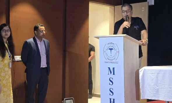 Mahanandan Hospital News : गरीबों की उम्मीद और मसीहा बना 'महानंदन सुपर स्पेशलिटी हॉस्पिटल', हृदय व किडनी रोगों के अत्याधुनिक इलाज के साथ मुफ्त उपचार का वादा, ग्रेटर नोएडा में स्वास्थ्य सेवा का नया युग शुरू 3 JPEG 20250503 145104 8015095144930156955 converted 1