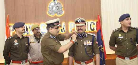 IPS Transfer News : नोएडा की लॉ एंड ऑर्डर की कमान अब राजीव नारायण मिश्र के हाथों में, वैभव कृष्ण को मिला वाराणसी का डीआईजी पद, मोहित गुप्ता बनेंगे गृह विभाग के सचिव, यूपी में बड़ा आईपीएस फेरबदल 3 JPEG 20250506 145850 7539542479736292145 converted