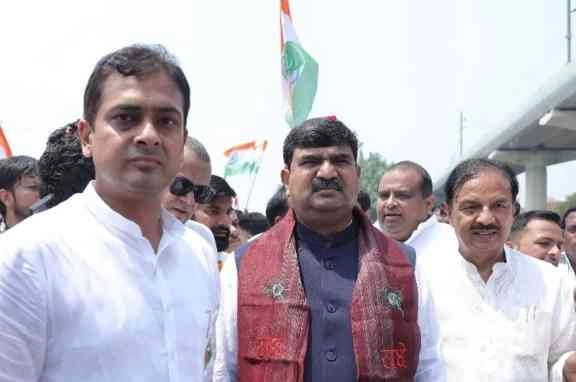 BJP Organisation News : "देश को चुनावी खर्च की बेड़ियों से मुक्ति दिलाएगा ‘एक राष्ट्र एक चुनाव’, शारदा यूनिवर्सिटी में हुआ भव्य आयोजन, भाजपा संगठन मंत्री धर्मपाल सिंह ने बताया कैसे देश के संसाधनों की होगी बचत और कैसे होगा विकास का रास्ता साफ" 3 JPEG 20250511 101023 3426337137987952761 converted