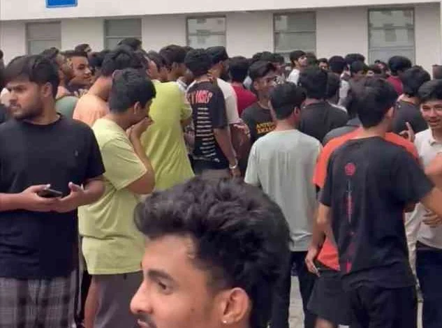 Bennett University News : देश में तनावपूर्ण हालात के बीच बेनेट यूनिवर्सिटी में छात्रों का फूटा गुस्सा, ऑनलाइन परीक्षा की मांग को लेकर देर रात तक हंगामा, बोले- घर जाना है, सुरक्षा पहली प्राथमिकता 1 JPEG 20250511 182812 7699667526930906470 converted