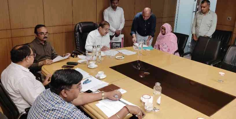 Greater Noida Authority News : "न्याय की उम्मीद, SIT ने ग्रेनो प्राधिकरण में 83 किसानों के लीजबैक मामलों की सुनवाई पूरी, डॉ. अरुणवीर सिंह की अगुवाई में किसानों को मिला न्याय का नया सवेरा!" 3 JPEG 20250515 100653 5954325410788091628 converted