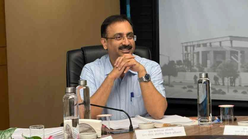Greater Noida Authority News : ग्रेटर नोएडा प्राधिकरण की 139वीं बैठक से निकले ऐतिहासिक फैसले, किसानों को राहत, ESIC अस्पताल को मंजूरी और CISF को मिलेगा आवास – विकास और जनकल्याण की दिशा में बड़ा कदम 2 JPEG 20250517 170218 6022577758232767993 converted