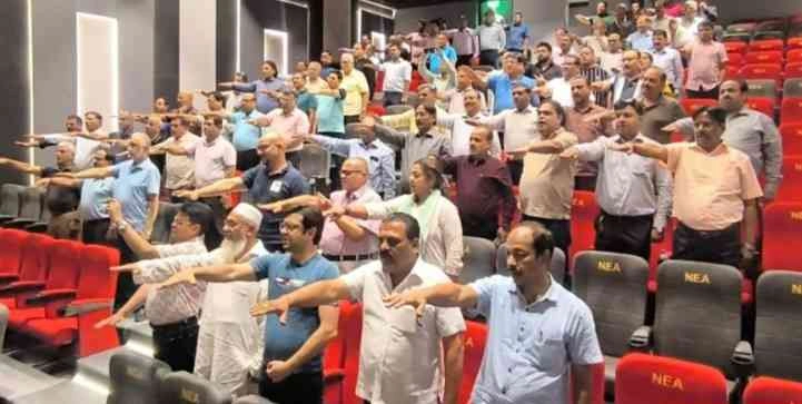Noida NEA News : नोएडा के व्यापारियों ने टर्की और अजरबैजान से तोड़े रिश्ते, पाकिस्तान के समर्थन पर जताई नाराज़गी, भविष्य में व्यापार और पर्यटन से भी किया किनारा 2 JPEG 20250518 114832 4583925387292480298 converted