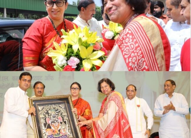 राजमाता अहिल्याबाई की 300वीं जयंती पर जी.एल. बजाज में गूंजे राष्ट्रसेवा, सुशासन और नारीशक्ति के संदेशपूर्व केंद्रीय मंत्री स्मृति ईरानी और सांसद डॉ. महेश शर्मा ने युवाओं को दिखाया नेतृत्व का आदर्श मार्ग 1 Screenshot 20250527 141823 PicCollage