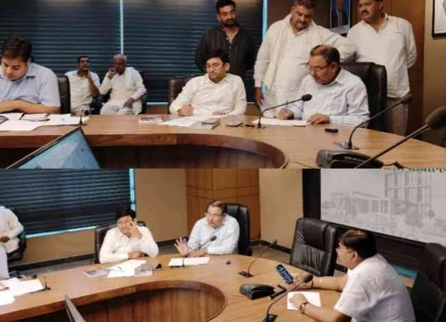Greater Noida Authority News : मायचा में किसानों की लीजबैक लड़ाई पहुंची निर्णायक दौर में! प्राधिकरण की सुनवाई जारी, 26 प्रकरणों पर हुआ विचार, प्राधिकरण की समिति ग्रामवार कर रही सुनवाई, सबूतों के साथ पेश हुए ग्रामीण, उम्मीद – जल्द मिलेगा न्याय 1 JPEG 20250606 191652 9201352575340403265 converted