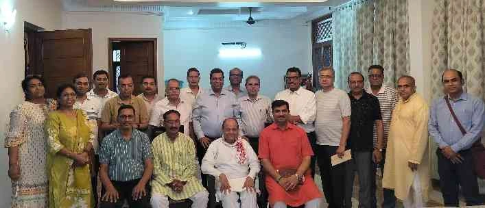 Greater Noida News : संस्कार, सेवा और संकल्प की अलख जगाने की पहल!, ग्रेटर नोएडा में वनवासी रक्षा परिवार फाउंडेशन की जिला योजना बैठक सम्पन्न, धर्मांतरण रोकने और संस्कार केंद्र खोलने का लिया गया संकल्प 1 JPEG 20250609 100207 2544176855263091991 converted