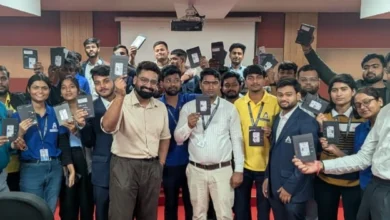 Breaking Campus Innovation News : “जब आईडी कार्ड बना स्मार्ट गैजेट! ,“ग्रेटर नोएडा के AIMT में डिजिटल क्रांति की धमाकेदार एंट्री!, Collexo Pixi स्मार्ट आईडी कार्ड के साथ अब स्टूडेंट लाइफ होगी सुपरफास्ट, सुपरसेफ और सुपरकूल, AIMT हुआ ‘स्मार्ट कैंपस मोड’ ON!, Meritto (NoPaperForms) के CEO का विज़न 1 IMG 20251121 WA0043 converted