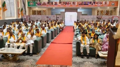Bjp Organasation News : “बूथ से भारत विजय तक का मंत्र!”, ग्रेटर नोएडा में BJP का दो दिवसीय ‘प्रशिक्षण महाकुंभ’ संपन्न, 2027 मिशन जीतने को कार्यकर्ताओं में भरा गया जोश और संगठन का नया संकल्प, बूथ मैनेजमेंट से “मन की बात” तक, हर विषय पर हुआ गहन प्रशिक्षण 4 IMG 20260517 WA0026 converted