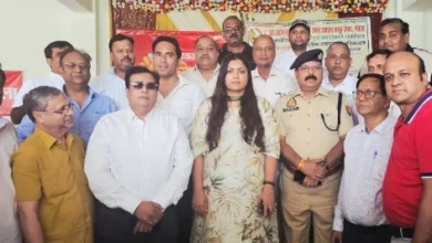 Jewar News : “जेवर के व्यापारियों की हुंकार, प्रशासन दरबार में लगा समस्याओं का अंबार!”, 200 से ज्यादा कारोबारी जुटे, डीएम-डीसीपी ने मौके पर सुनी परेशानी, कई मुद्दों का तुरंत हुआ समाधान, दीप प्रज्वलन के साथ हुआ सम्मेलन का शुभारंभ, डीएम मेघा रूपम ने दिया भरोसा — “व्यापारियों की समस्याएं प्राथमिकता” 2 IMG 20260520 WA0025 converted
