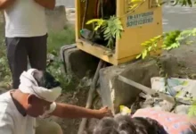 Breaking News : “बिजली के नाम पर अंधेरा, दावों की जगह पसीना!”, गर्मी की पहली दस्तक में ही फेल हुई एनपीसीएल, ग्रेटर नोएडा के सेक्टरों में 16 से 18 घंटे ब्लैकआउट से मचा हाहाकार, लोग बोले– ‘अब बिल नहीं, जवाब दो’, भीषण गर्मी, बंद पंखे-कूलर और अंधेरे में तड़पते लोग… डेल्टा-2, बीटा-2 और म्यू-2 में बिजली संकट ने खोली सिस्टम की पोल 7 WhatsApp Image 2026 05 19 at 6.54.18 PM 1 converted