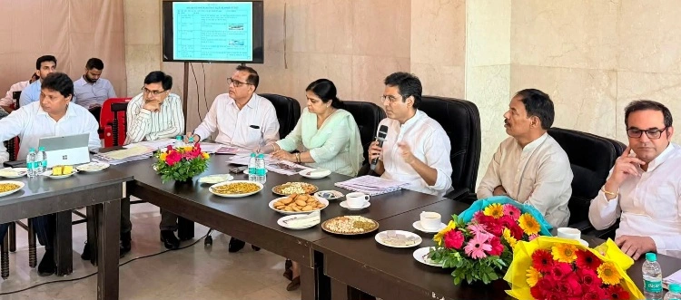 Noida News : बारिश से पहले नोएडा में ‘ऑपरेशन मानसून’ शुरू!, अब नहीं डूबेंगी सड़कें, हॉटस्पॉट पर 24 घंटे तैनात रहेंगे हेवी-ड्यूटी पंप, सीवर बैकफ्लो रोकने के लिए अपनाए जाएंगे आधुनिक तकनीकी उपाय, यातायात प्रभावित न हो, इस पर रहेगा विशेष फोकस, विधायक पंकज सिंह ने अफसरों को दिए सख्त निर्देश 3 FB IMG 1783523861864 converted 1