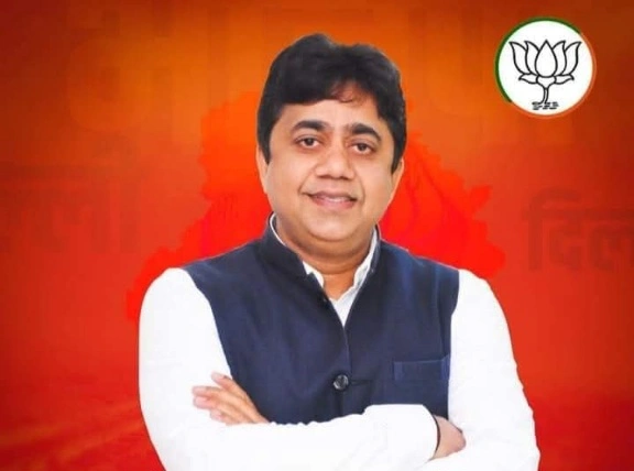 BJP Delhi News : दिल्ली भाजपा में संगठनात्मक बदलाव का बड़ा संदेश!, नई प्रदेश टीम का एलान, विष्णु मित्तल पर फिर जताया भरोसा, सुनील यादव बने उपाध्यक्ष; गौरव खारी और रोहित चहल को मिली अहम जिम्मेदारी, शुगेंदु शेखर अवस्थी मीडिया और सोशल मीडिया पर भी विशेष फोकस, मोर्चों में भी हुआ व्यापक फेरबदल 3 FB IMG 1784555117822 converted