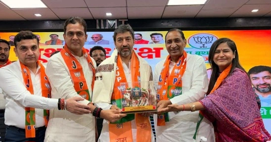 BJP Greater Noida News : ग्रेटर नोएडा में भाजपा का प्रदेशव्यापी बूथ अध्यक्ष सम्मेलन संपन्न, दादरी विधानसभा के 721 बूथ अध्यक्षों की रिकॉर्ड उपस्थिति, 2027 मिशन को लेकर संगठन ने भरी नई हुंकार, बूथ ही भाजपा की सबसे बड़ी ताकत: मोहित बेनीवाल 4 FB IMG 1784733521690 converted
