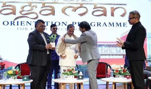 Breaking News : "आगमन" से शुरू हुई सफलता की नई उड़ान, स्पर्श ग्लोबल बिजनेस स्कूल में गूंजा नेतृत्व, PGDM बैच 2026–28 का भव्य स्वागत, नवाचार, राष्ट्र निर्माण का संदेश, सांसद डॉ. दिनेश शर्मा बोले ‘डिग्री नहीं, व्यक्तित्व, मूल्य बनाते हैं असली लीडर’, कॉर्पोरेट जगत की बदलती जरूरतों से कराया परिचित, डॉ. अमित सक्सेना बोले— केवल मैनेजर नहीं, जिम्मेदार लीडर तैयार करना लक्ष्य 3 IMG 20260715 WA0042 converted