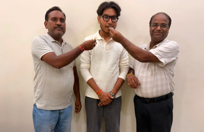 Dadri NEET News : दादरी का बेटा बना देश का गौरव!, NEET-UG में शगुन दक्ष ने हासिल की AIR 6226, मेहनत, अनुशासन और आत्मविश्वास से लिखा सफलता का स्वर्णिम अध्याय, NEET की कठिन परीक्षा में शानदार प्रदर्शन, परिवार, शिक्षकों और पूरे दादरी क्षेत्र में खुशी की लहर, युवाओं के लिए बने नई प्रेरणा, परिवार के लिए गर्व का क्षण 1 IMG 20260718 WA0056 converted