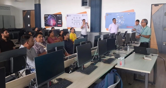 IILM University News : IILM विश्वविद्यालय में रिसर्च का नया अध्याय!, कैम्ब्रिज यूनिवर्सिटी प्रेस के विशेषज्ञों ने खोले अंतरराष्ट्रीय शोध और प्रकाशन के राज, शिक्षक-शोधार्थी बने ग्लोबल रिसर्च की नई सोच के सहभागी, ओपन एक्सेस पब्लिशिंग की बढ़ती भूमिका पर हुई चर्चा 1 IMG 20260720 180223 converted