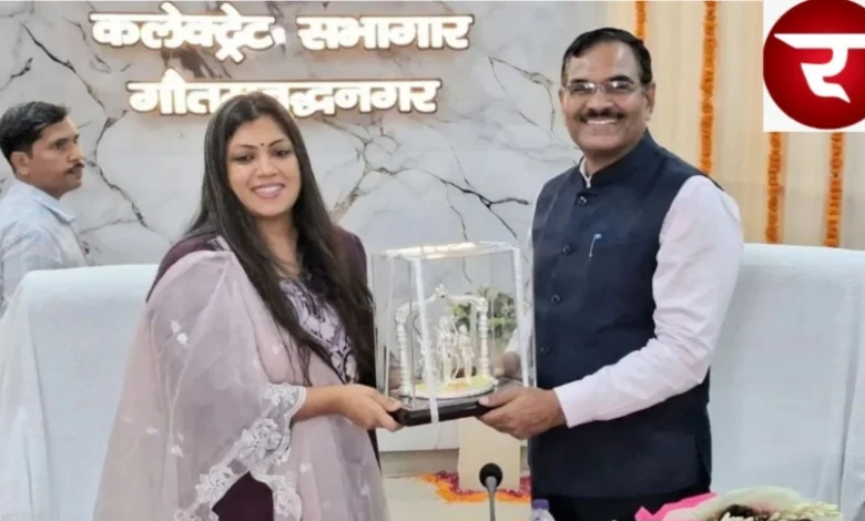Noida Administration News : 37 साल की बेदाग प्रशासनिक पारी का हुआ यादगार समापन!, नोएडा के चर्चित पीसीएस अधिकारी बच्चू सिंह को भावुक विदाई, जेवर एयरपोर्ट से लेकर भूमि अधिग्रहण तक विकास की हर बड़ी कहानी में निभाई अहम भूमिका 1 Screenshot 20260701 184501 PicCollage converted 1