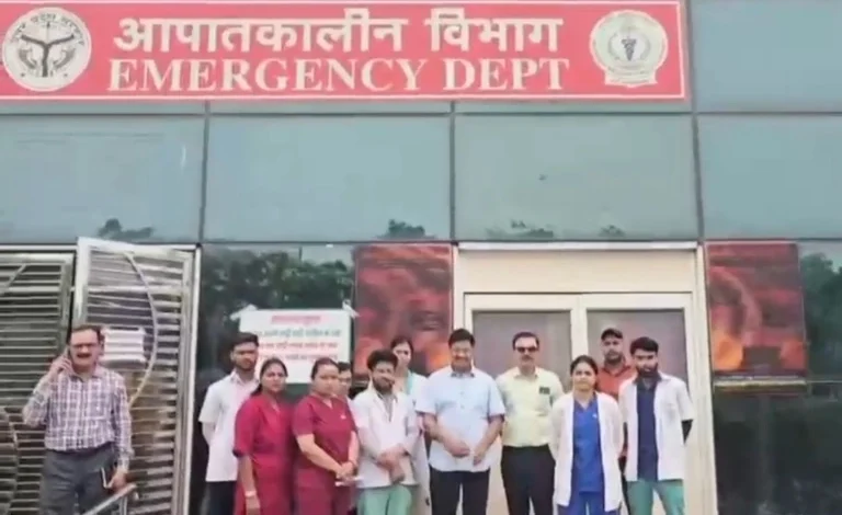Breaking GIMS News : 15 दिन की तनातनी के बाद जिम्स में लौटी मुस्कान!, डीएम के आश्वासन ने सुलझाया बड़ा विवाद, आउटसोर्स कर्मचारियों की वापसी से फिर दौड़ी स्वास्थ्य सेवाओं की रफ्तार, मरीजों को मिली राहत, ऑपरेशन थिएटर में फिर गूंजी सफलता की खबर 1 Screenshot 20260701 190538 WhatsApp converted