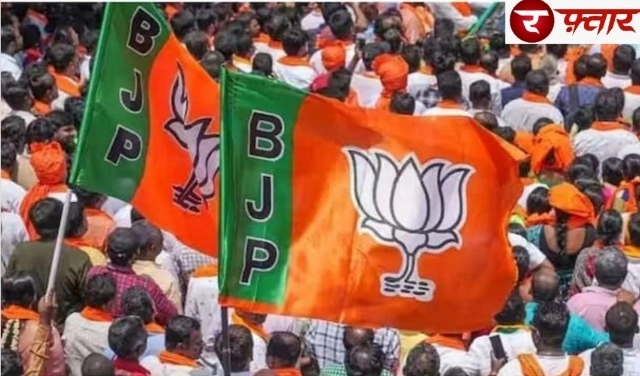 BJP Delhi News : दिल्ली भाजपा में संगठनात्मक बदलाव का बड़ा संदेश!, नई प्रदेश टीम का एलान, विष्णु मित्तल पर फिर जताया भरोसा, सुनील यादव बने उपाध्यक्ष; गौरव खारी और रोहित चहल को मिली अहम जिम्मेदारी, शुगेंदु शेखर अवस्थी मीडिया और सोशल मीडिया पर भी विशेष फोकस, मोर्चों में भी हुआ व्यापक फेरबदल 1 Screenshot 20260720 191340 PicCollage converted converted