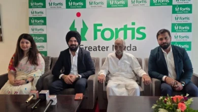 Fortis Hospital News : फोर्टिस ग्रेटर नोएडा में 84 वर्षीय हार्ट फेलियर मरीज का MitraClip से सफल इलाज, क्षेत्र में पहली बार हुआ ऐसा उपचार, बिना सीने में चीरा लगाए किया गया वाल्व का उपचार, समय पर उपचार से टली हार्ट फेलियर के बढ़ने की आशंका, घर के नजदीक मिल रहे उन्नत कार्डियक उपचार विकल्प 7 IMG 20260825 WA0020 converted