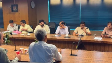 Greater Noida Authority News : घंघोला के 23 किसानों को मिले छह प्रतिशत आबादी भूखंड, 16 भूखंडों का ड्रा और 7 का सीधे आवंटन, लंबे समय से लंबित थी किसानों की आबादी भूखंड की मांग, सीईओ एनजी रवि कुमार से मुलाकात के बाद तेज हुई आवंटन प्रक्रिया 6 IMG 20260825 WA0035 converted